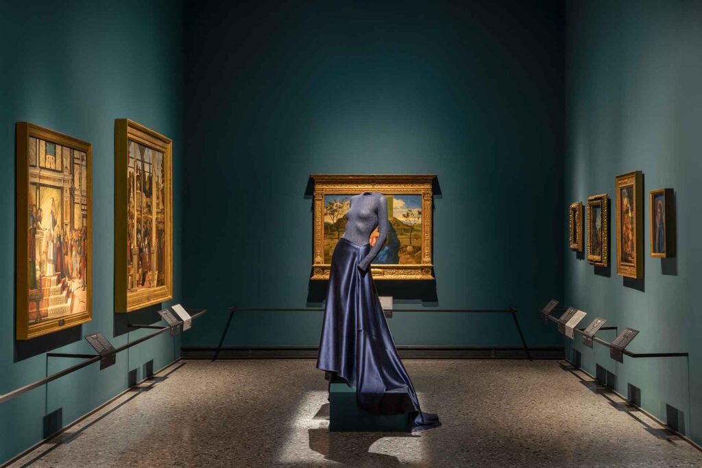 Urbanfile Go Visit | Giorgio Armani alla Pinacoteca di Brera: “Milano, per amore”, quando moda e arte si incontrano