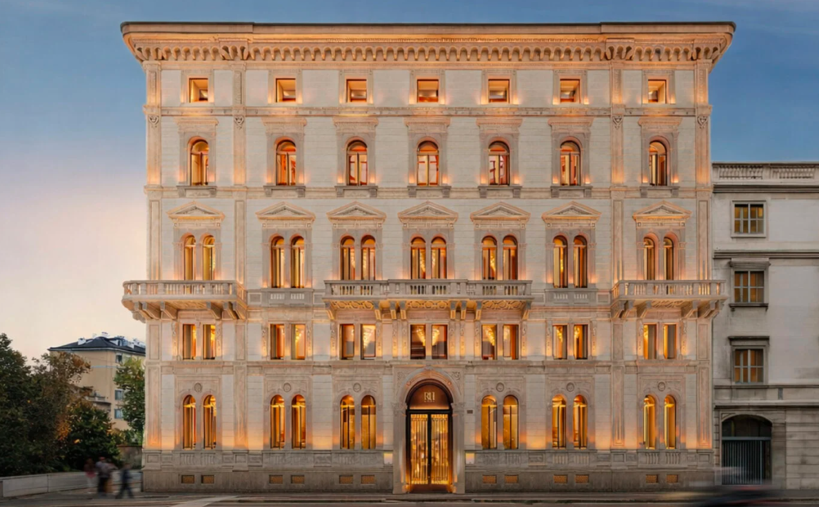 Urbanfile Go Out | RH Milano: il nuovo megastore del design in Corso Venezia tra arredo, ristorazione e cocktail